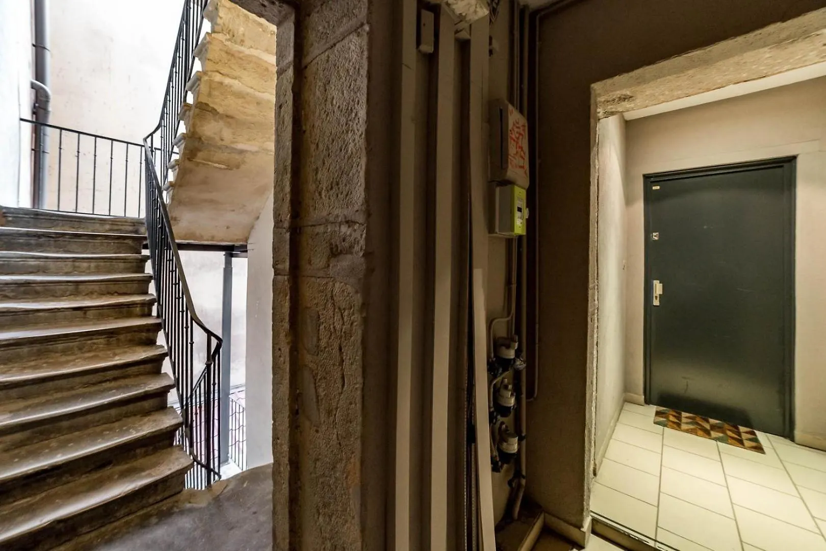 Apartment Calm & Comfort / Near Part-Dieu Ail Lyon